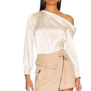 Elegant Off-Shoulder Champagne Satin Blouse - M